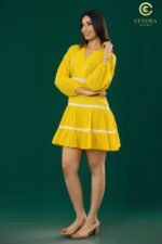 V-Neck Lace Tiered Midi Dress - Image 3